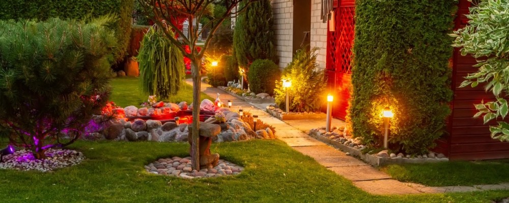 solar garden lights