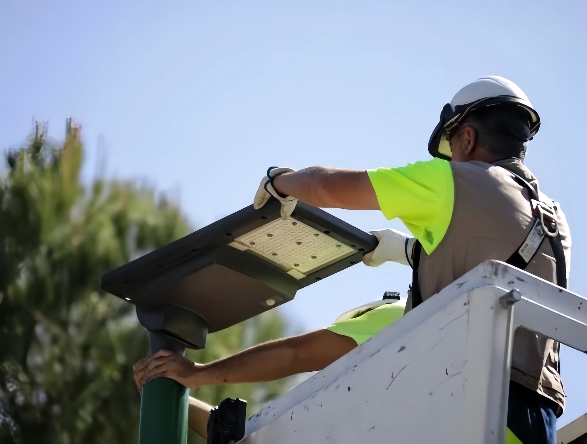 Knowing How to Adjust Solar Light for Best Results