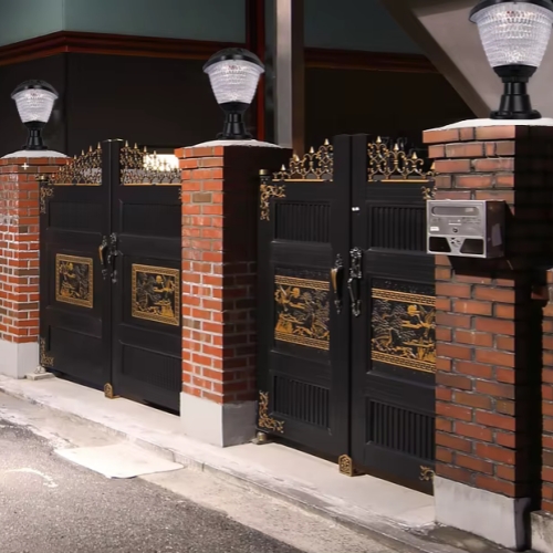Solar Fence Pillar Lights