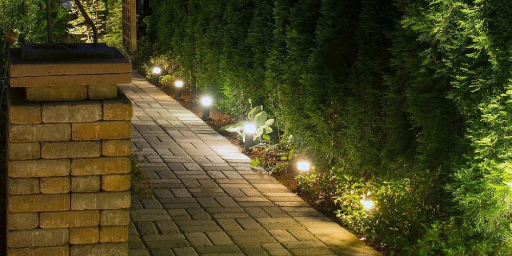 outdoor solar garden lights