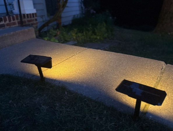 Maintaining Optimal Battery Performance in Solar Lights