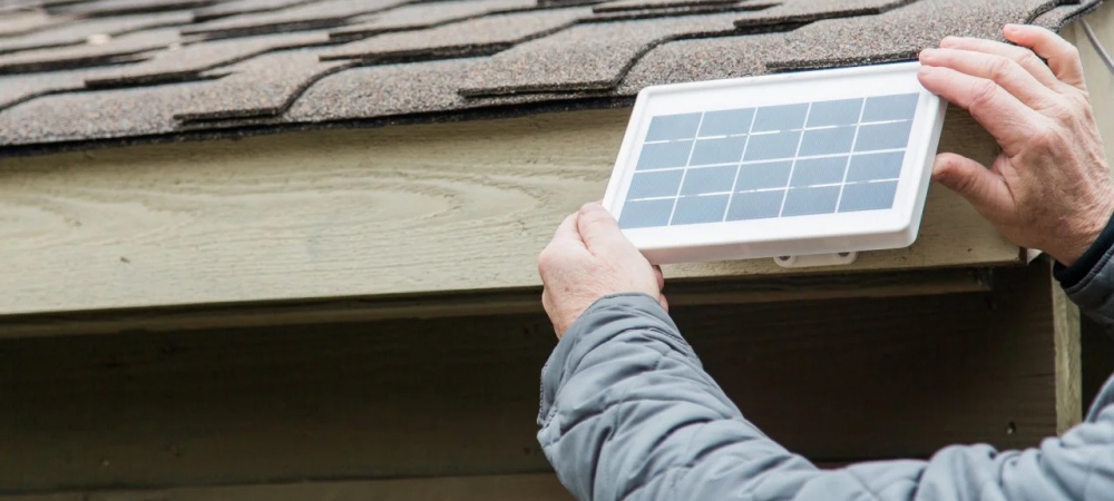 solar powered outdoor light